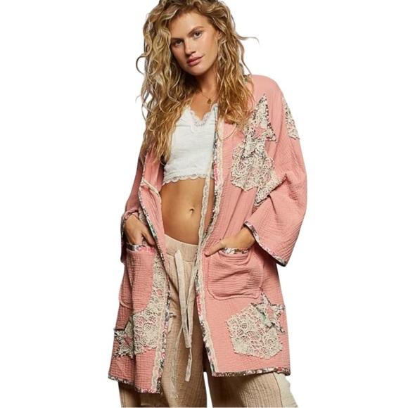 POL Tops - 🌸POL Small Flamingo Pink Kimono Style Jacket with Lace Accents Floral Trim P006